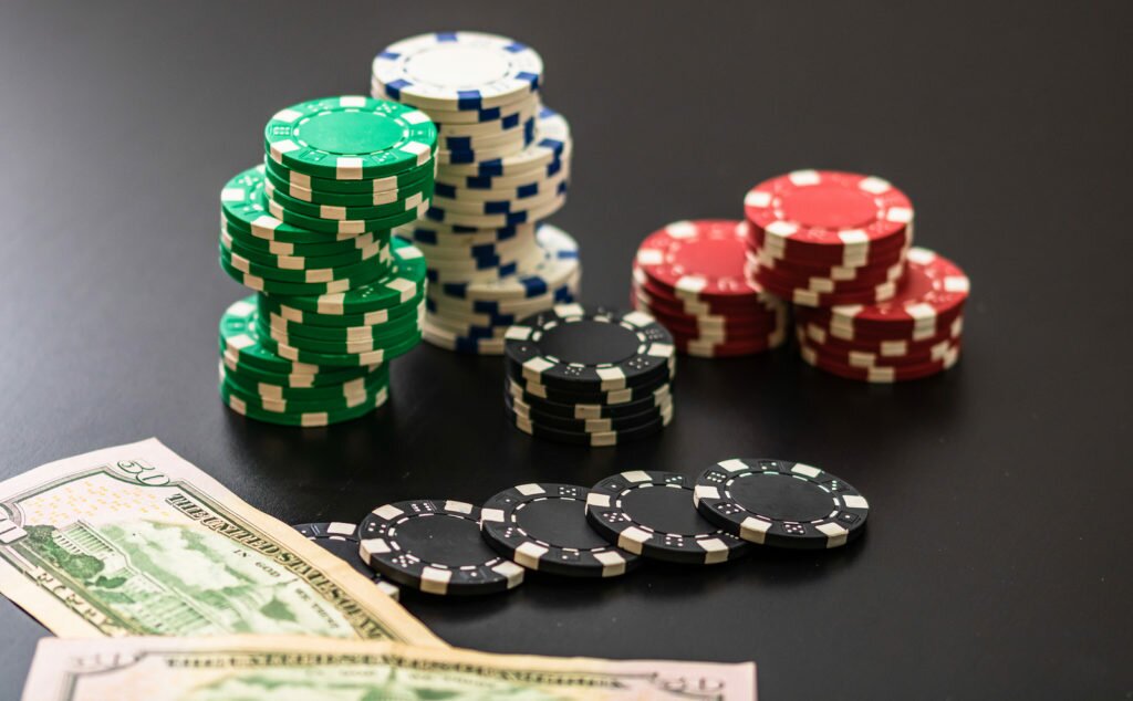 How to Become a Professional Poker Player